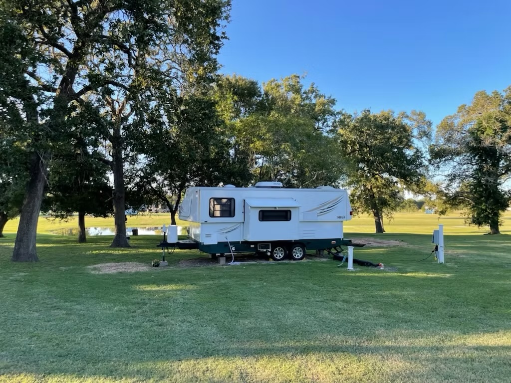 The 24-foot Hilo rental